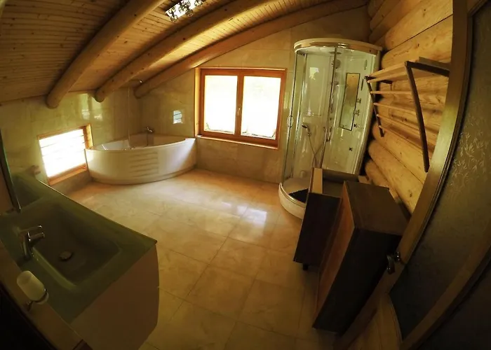 Log Near Interlaken With Panoramic View 펜션